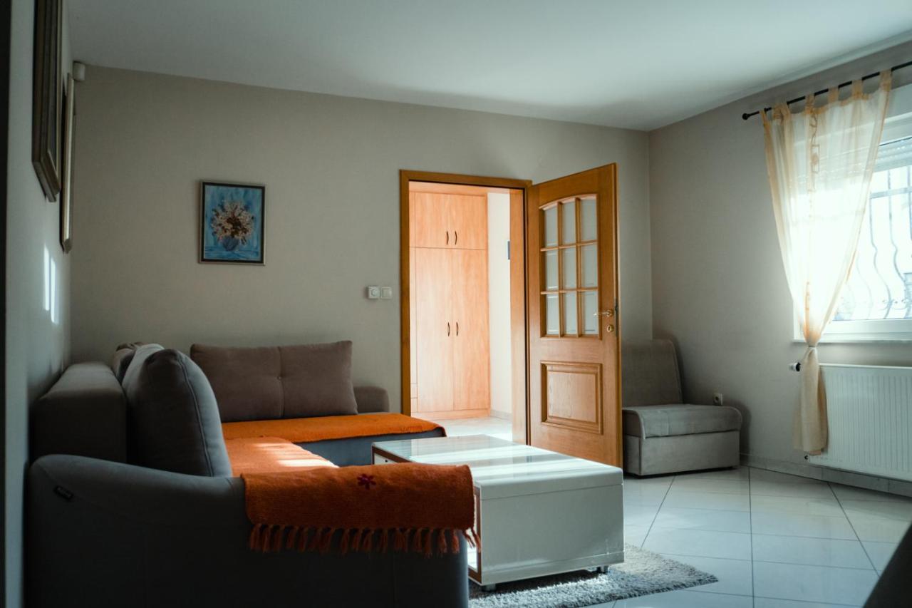 מוסטר Holiday Home Rozic - Villa With Private Seasonal Heated Pool מראה חיצוני תמונה