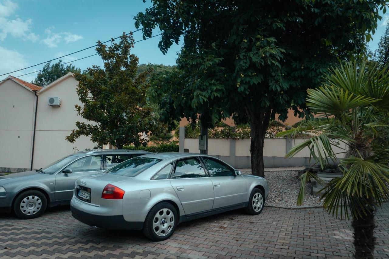 מוסטר Holiday Home Rozic - Villa With Private Seasonal Heated Pool מראה חיצוני תמונה