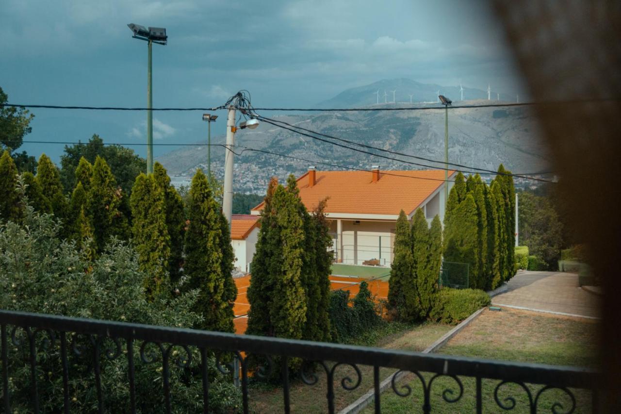 מוסטר Holiday Home Rozic - Villa With Private Seasonal Heated Pool מראה חיצוני תמונה